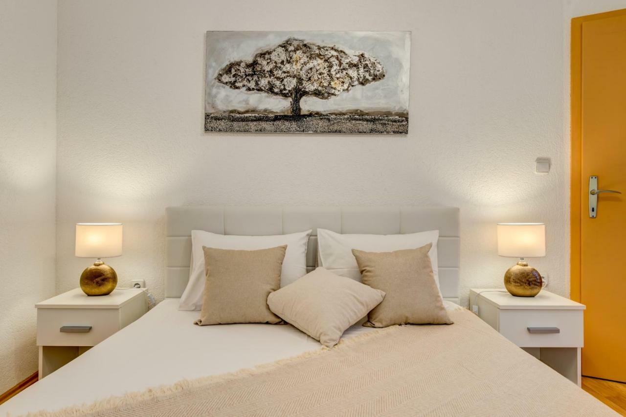 Ferienwohnung Abazur Split Exterior foto