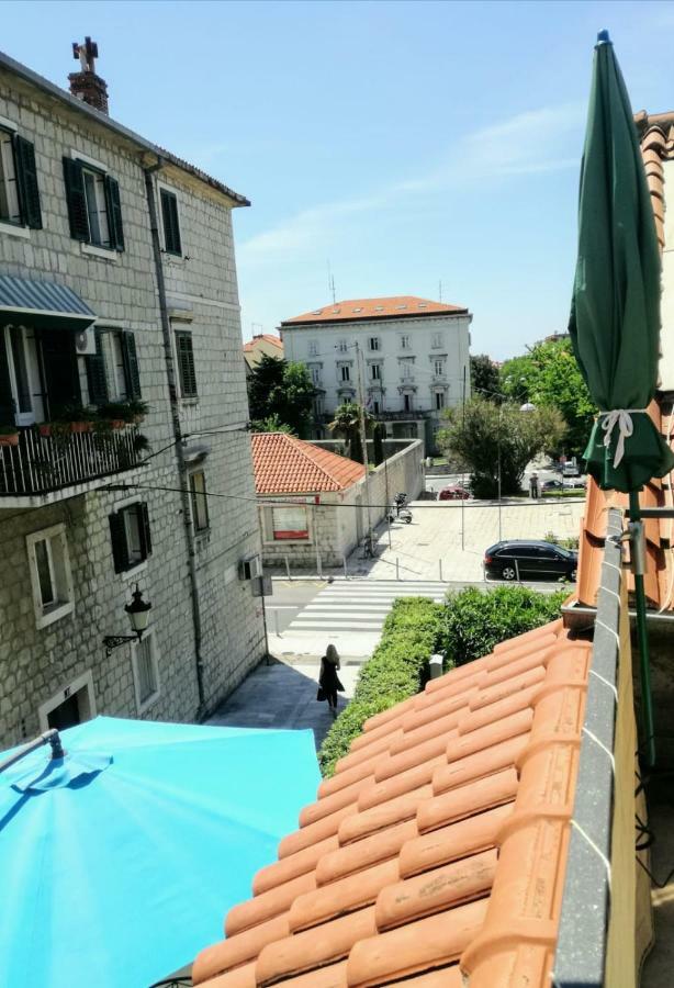 Ferienwohnung Abazur Split Exterior foto